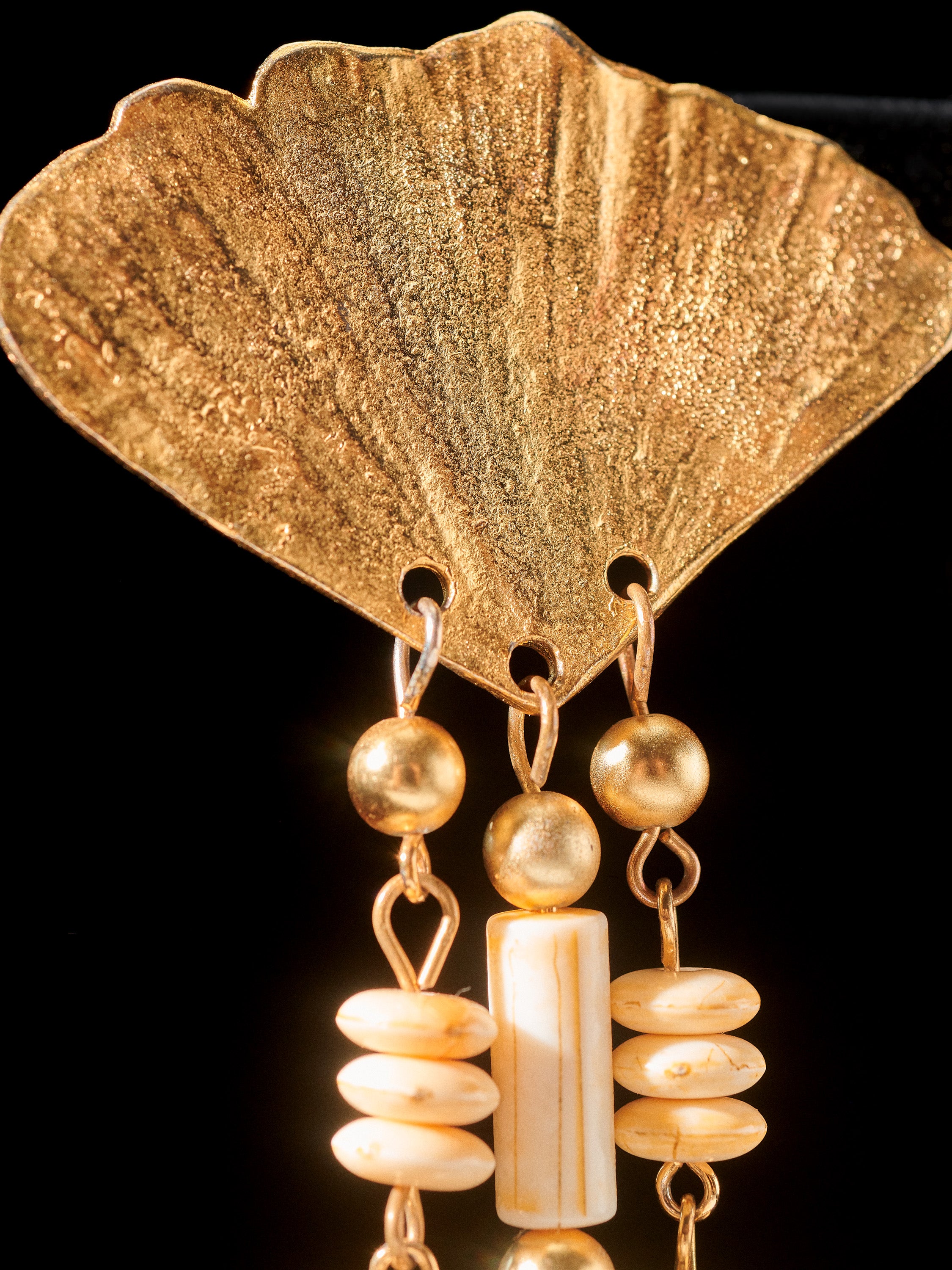 Gold Tone Ginko Leaf Clip On Earrings
