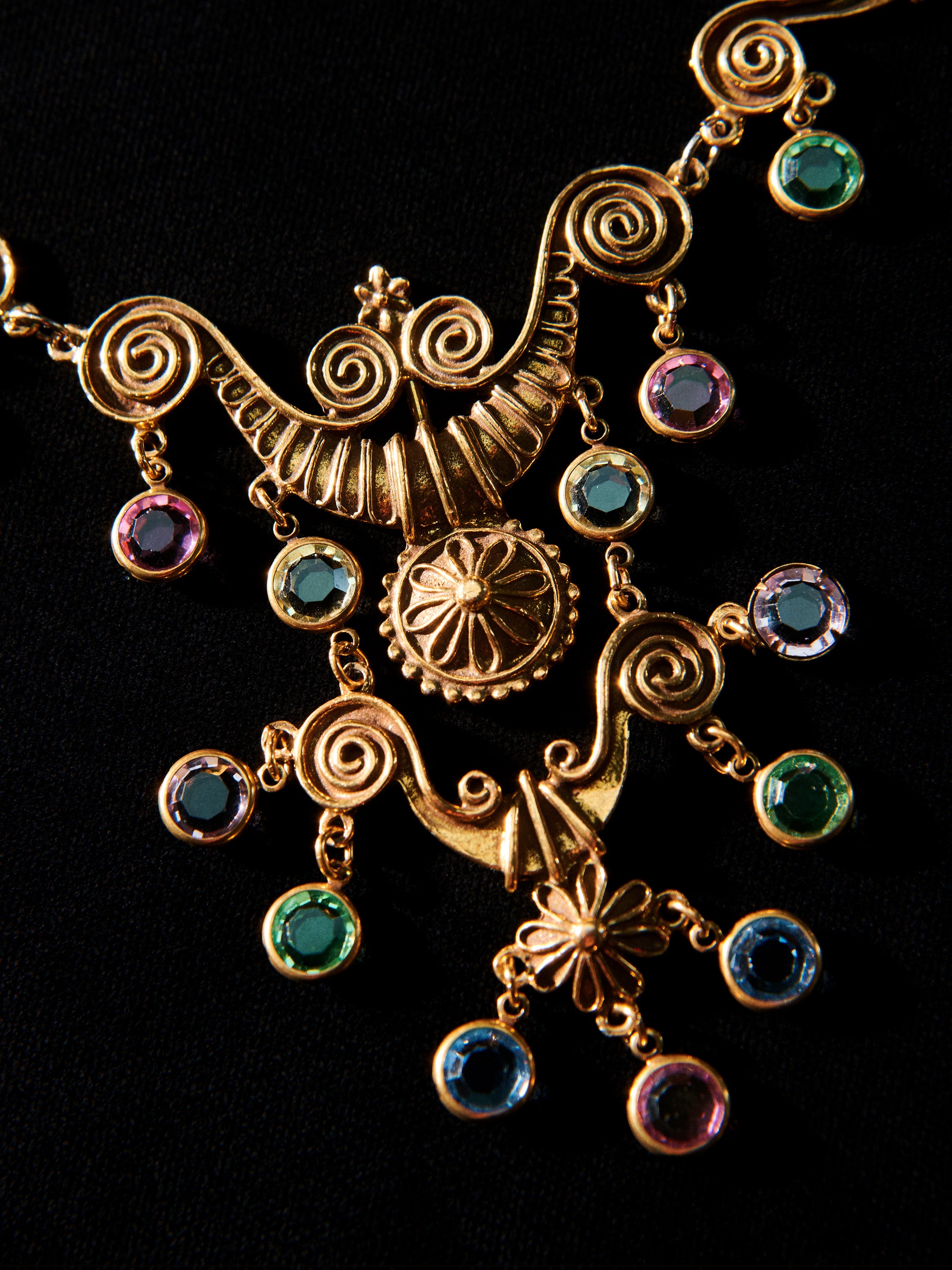 Gold Tone Etruscan Diamanté Necklace